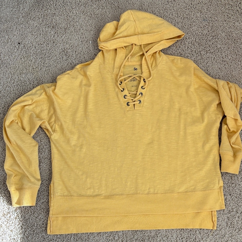 SO Cream Lace-Up Sweatshirt